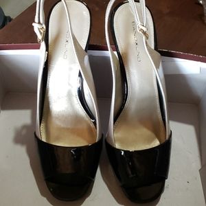 Bandolino open toe pumps size 9 brand new
